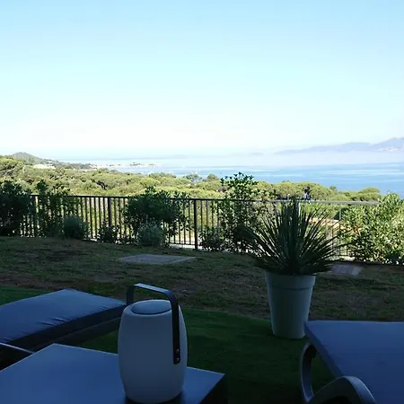 Magnifique T3 Duplex Vue Panoramique Golfe Ajaccio Apartmán